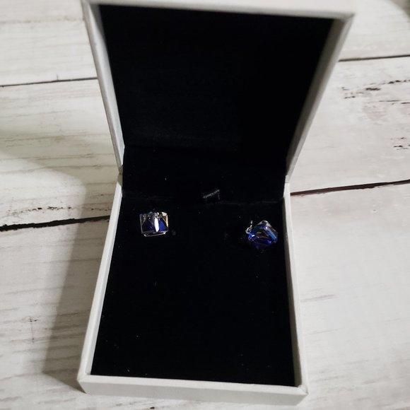 PLATO H 925 Sterling Silver Color Change Earrings - Picture 3 of 7